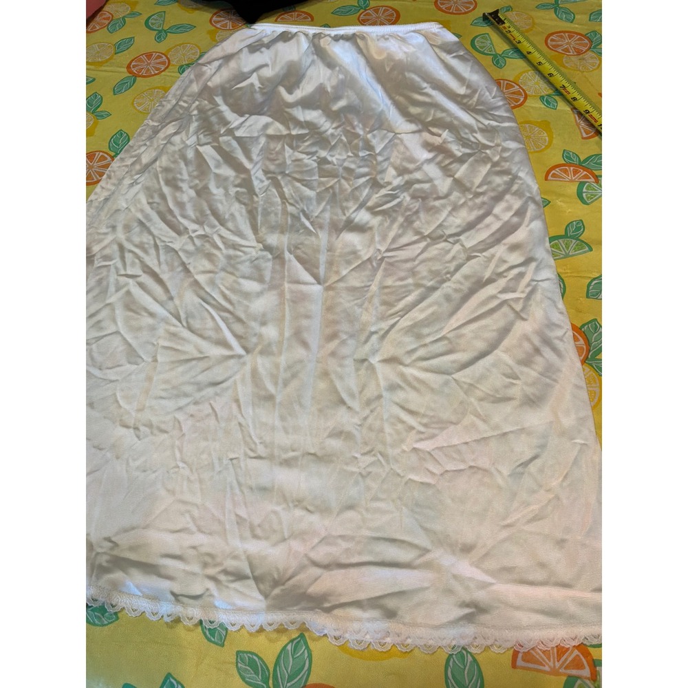 Adonna Long Half Slip Womens Medium White Lace Trim Antron‎ III Nylon Vintage